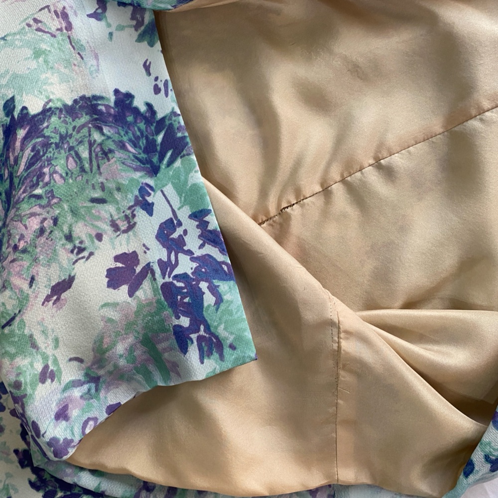 SHANGHAI TANG Green/Purple Floral 100% Silk Crepe Mini Sheath Dress SZ 8 - Picture 9 of 13